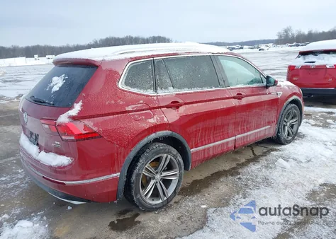 2018 Volkswagen Tiguan 2.0T Se/2.0T Sel z USA, uszkodzony, nr VIN 3VV2B7AX3JM148893